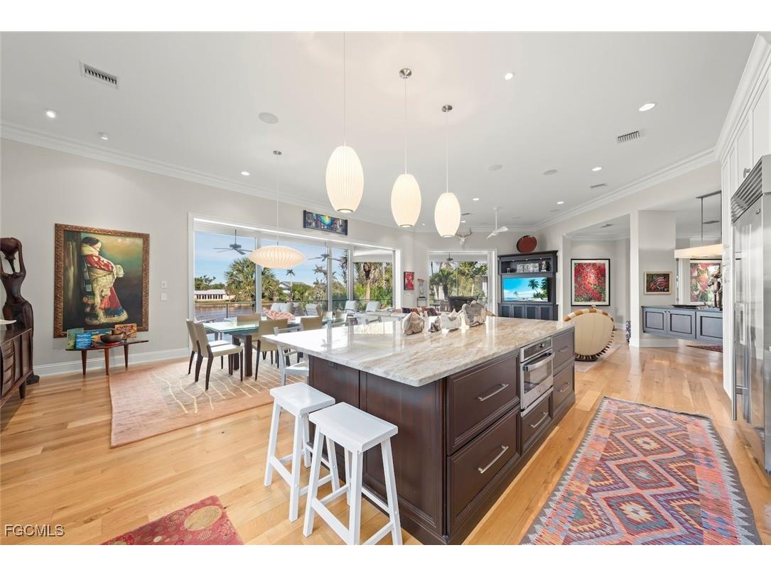 4383 Gulf Pines Drive Sanibel FL 33957 2025019643 image11