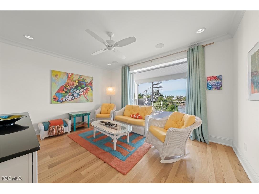 4383 Gulf Pines Drive Sanibel FL 33957 2025019643 image29