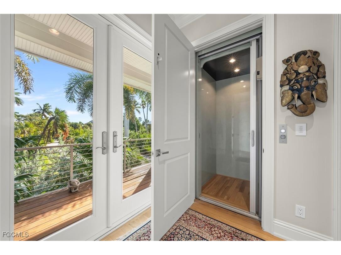 4383 Gulf Pines Drive Sanibel FL 33957 2025019643 image30