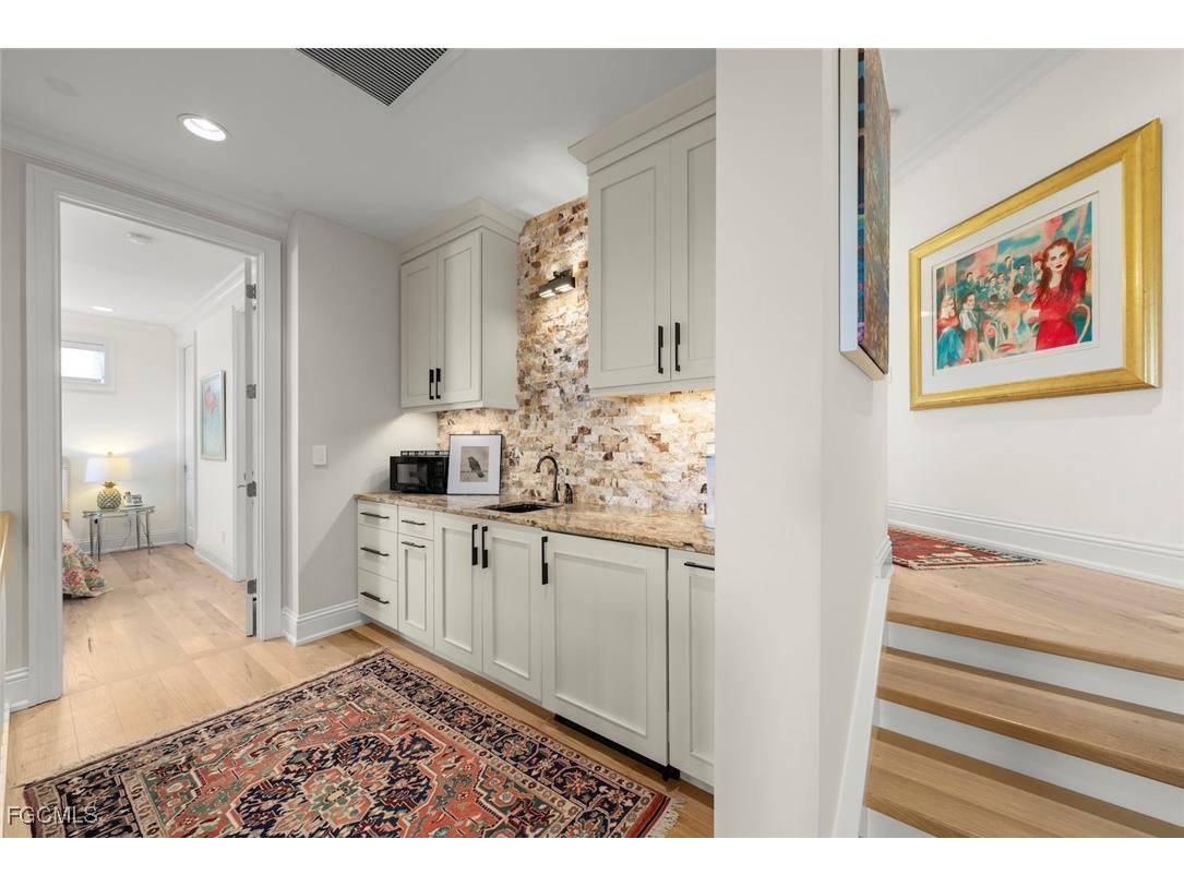 4383 Gulf Pines Drive Sanibel FL 33957 2025019643 image31