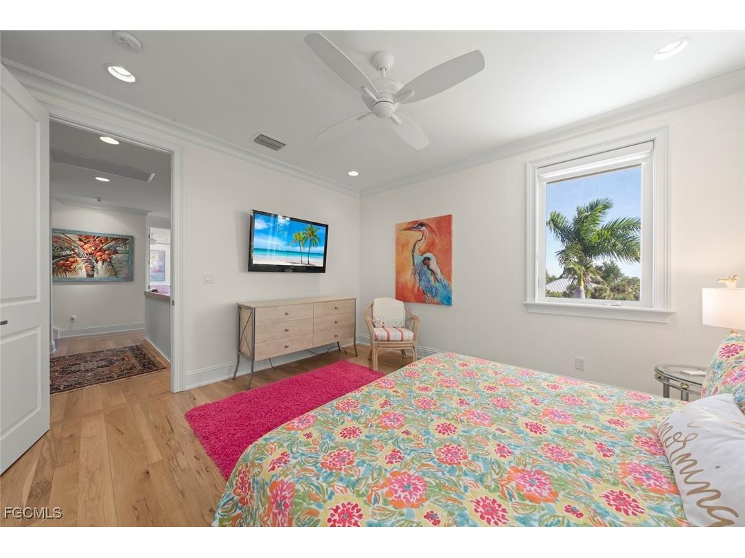 4383 Gulf Pines Drive Sanibel FL 33957 2025019643 image33