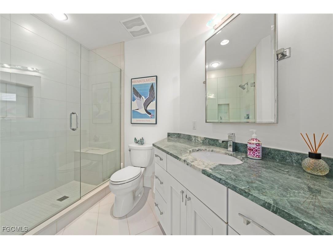 4383 Gulf Pines Drive Sanibel FL 33957 2025019643 image36