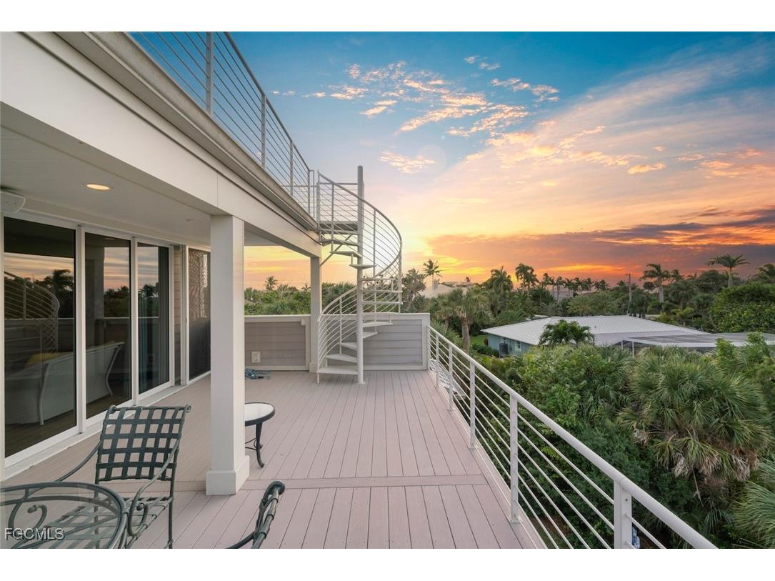 4383 Gulf Pines Drive Sanibel FL 33957 2025019643 image39