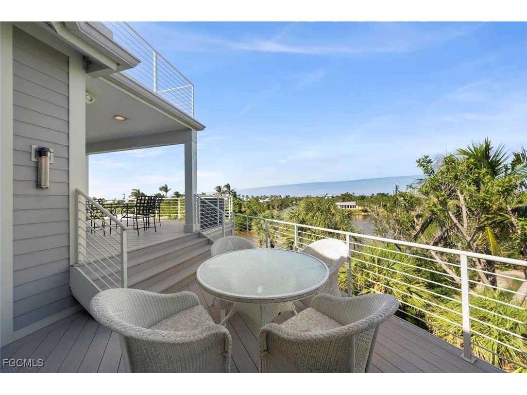 4383 Gulf Pines Drive Sanibel FL 33957 2025019643 image42