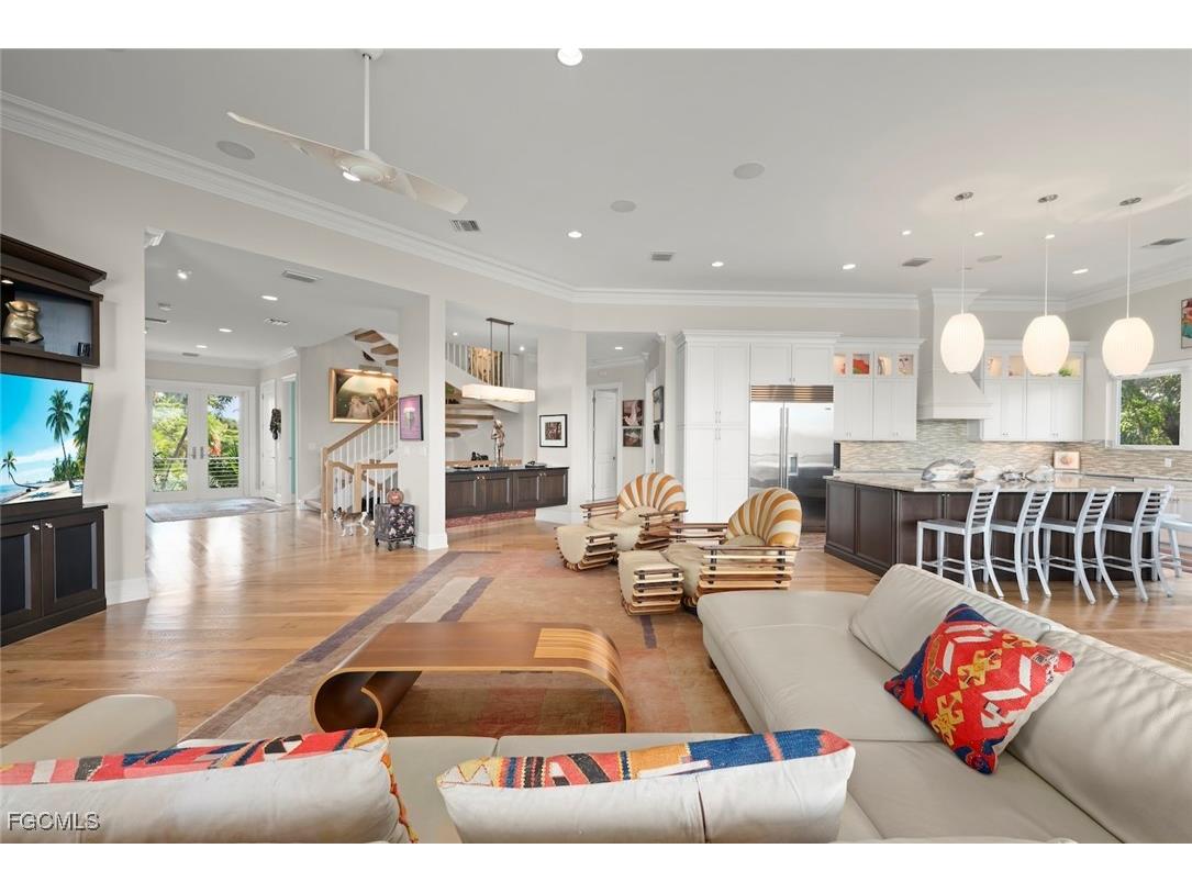 4383 Gulf Pines Drive Sanibel FL 33957 2025019643 image6