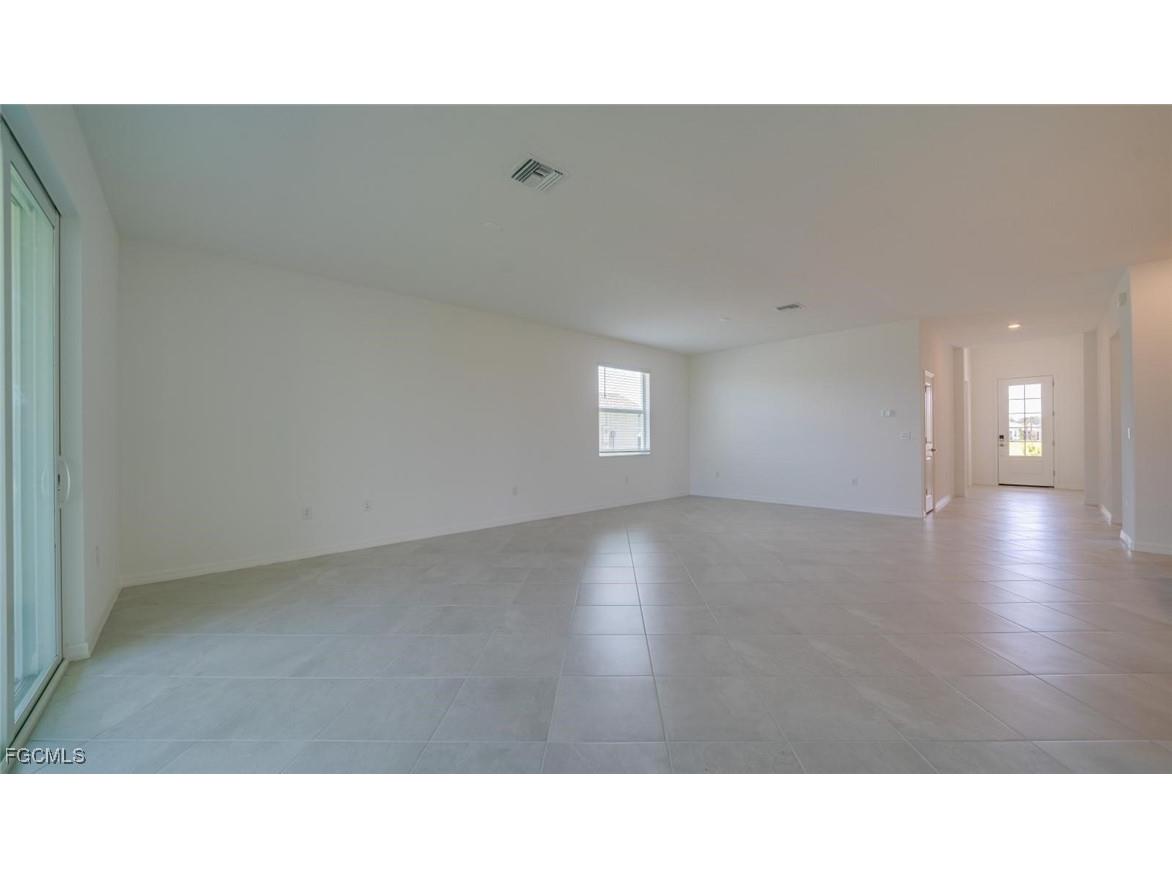 43854 Seedling Terrace Punta Gorda FL 33982 2025020461 image11