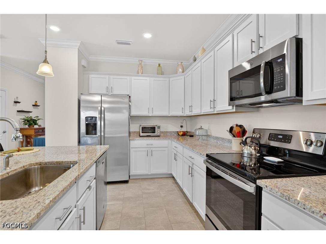 4386 Bluegrass Drive Fort Myers FL 33916 2026021359 image16