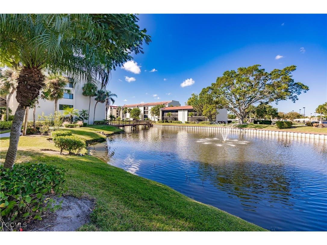 4386 Jib Boom Court #1B Fort Myers FL 33919 2025022924 image25