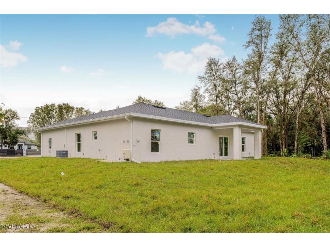 4387 70 Avenue NE Naples FL 34120 225068882 image4