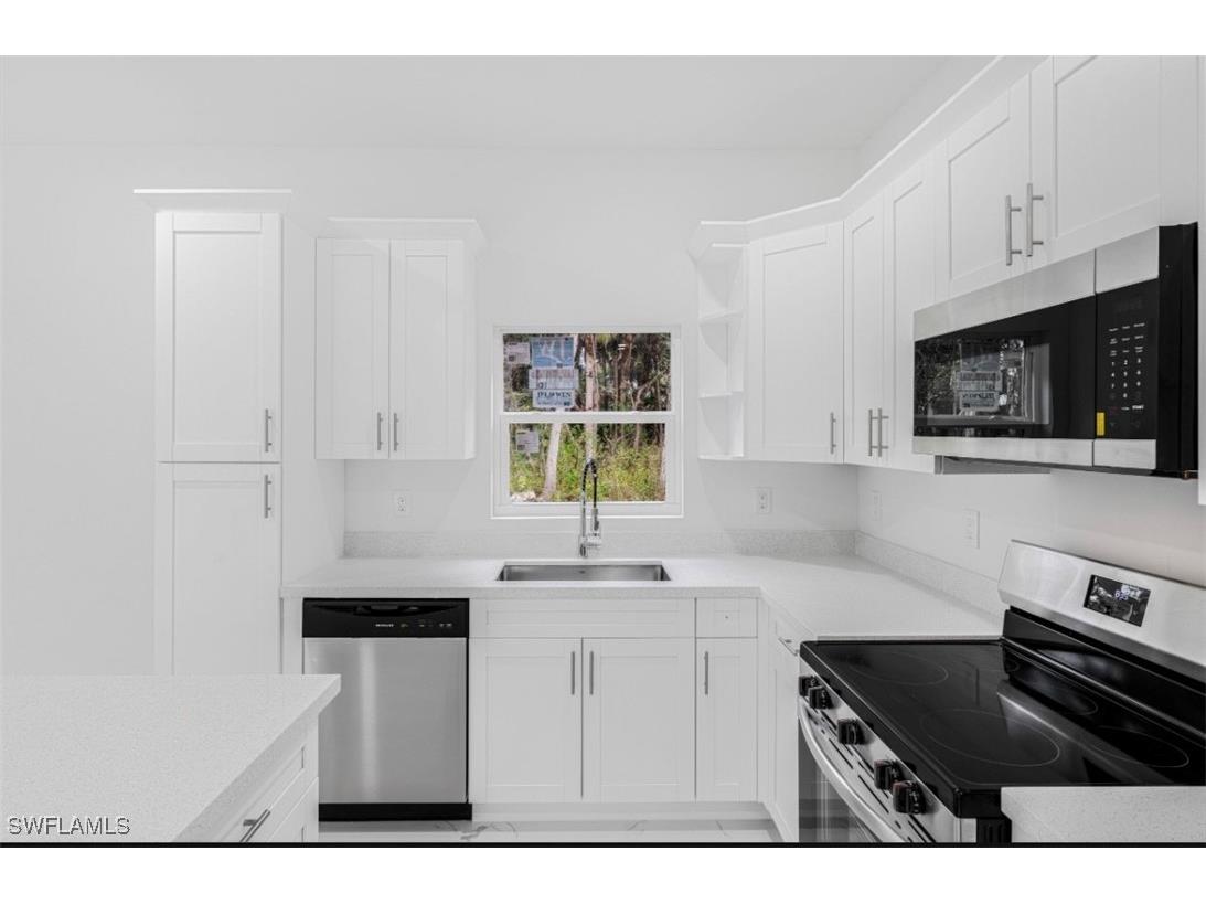 4387 70 Avenue NE Naples FL 34120 225068882 image6