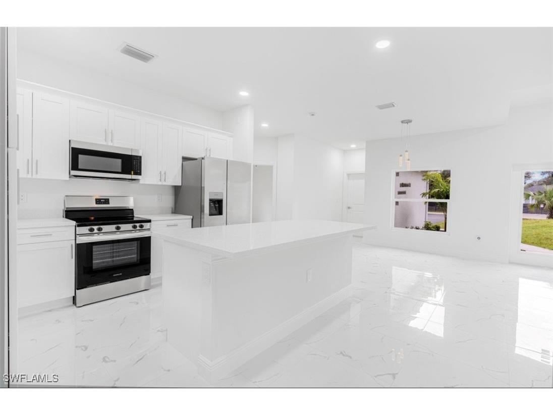 4387 70 Avenue NE Naples FL 34120 225068882 image7