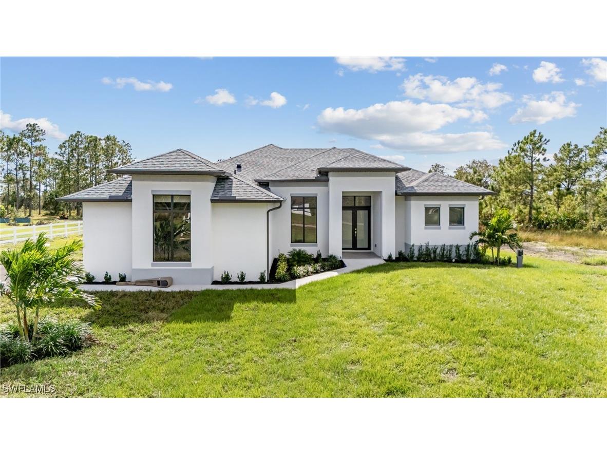 4388 43rd Ave Ne Naples FL 34120 224086353 image1
