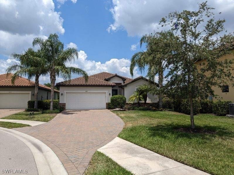 4389 Madagascar Palm Way Naples FL 34119 223037555 image1