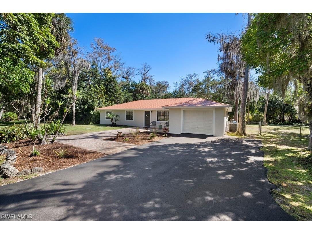 4390 15th Avenue SW Naples FL 34116 224018848 image1