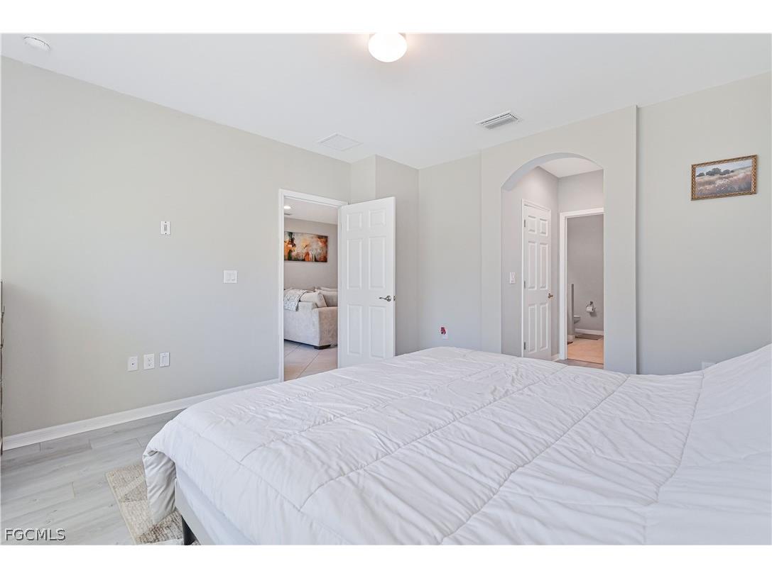 4390 Dutchess Park Road Fort Myers FL 33916 2026007755 image12