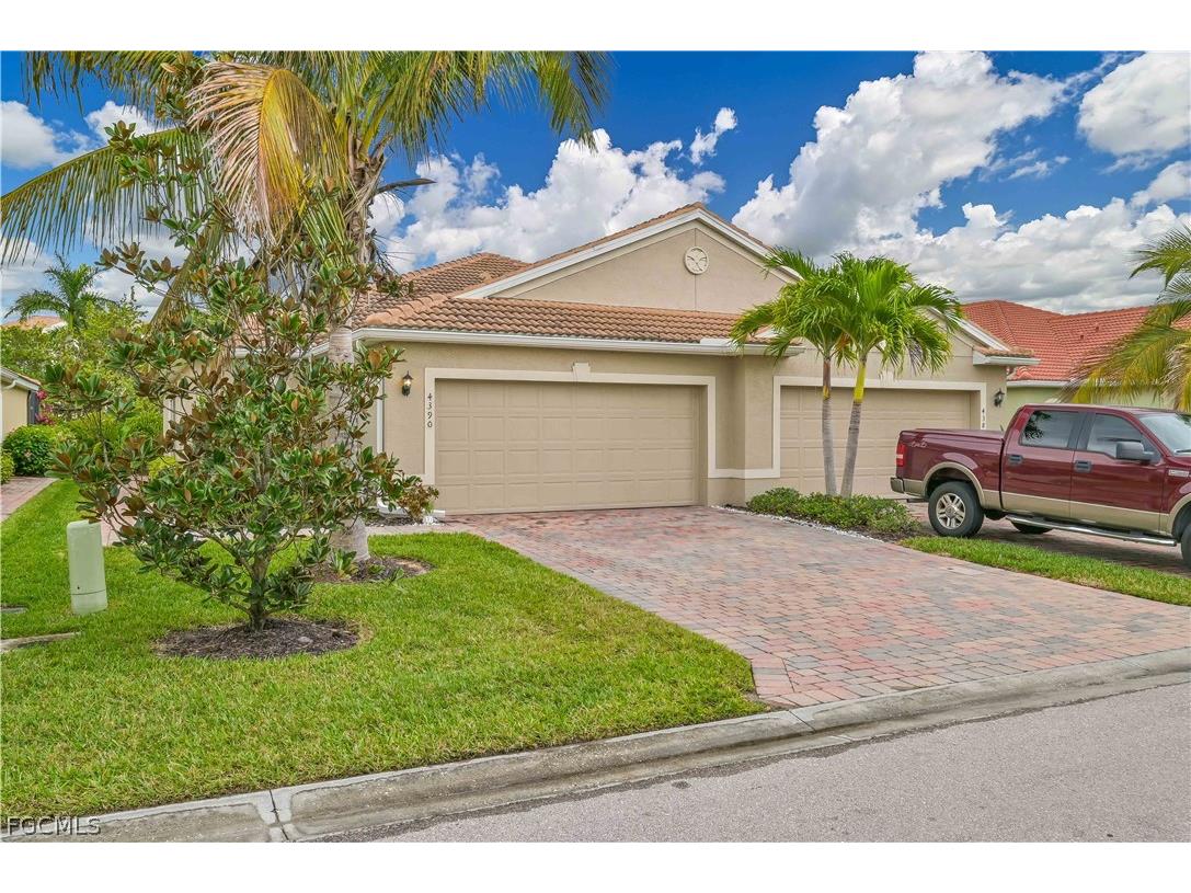 4390 Dutchess Park Road Fort Myers FL 33916 2026007755 image2