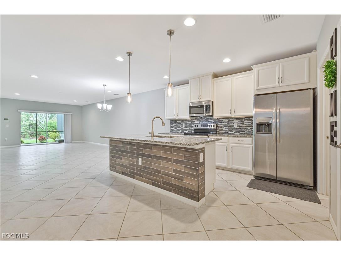 4390 Dutchess Park Road Fort Myers FL 33916 2026007755 image5