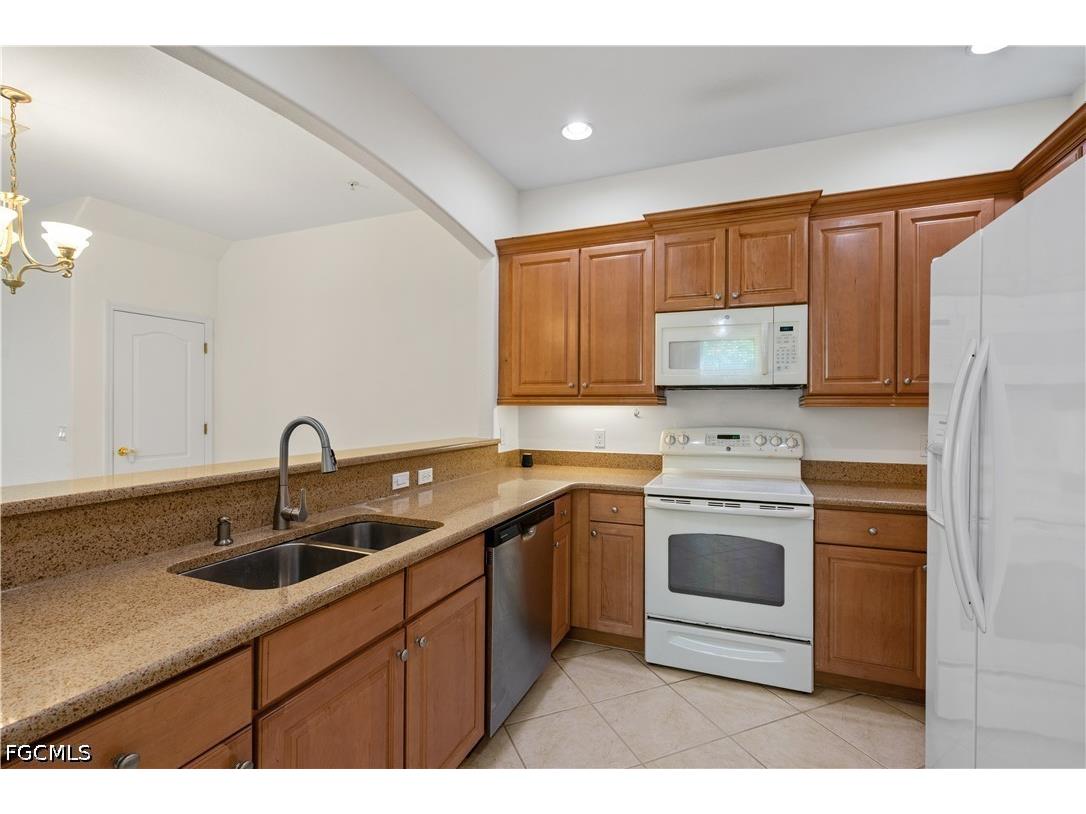 4390 Lazio Way #401 Fort Myers FL 33901 2026016069 image15