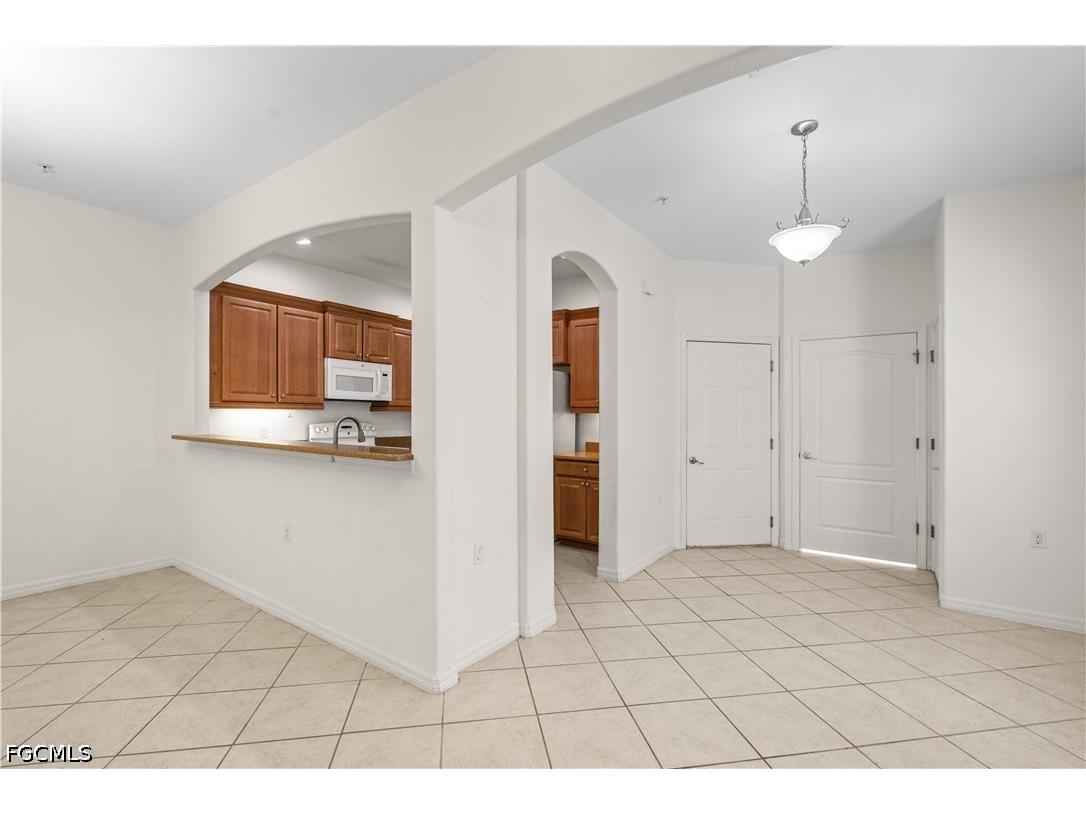 4390 Lazio Way #401 Fort Myers FL 33901 2026016069 image8