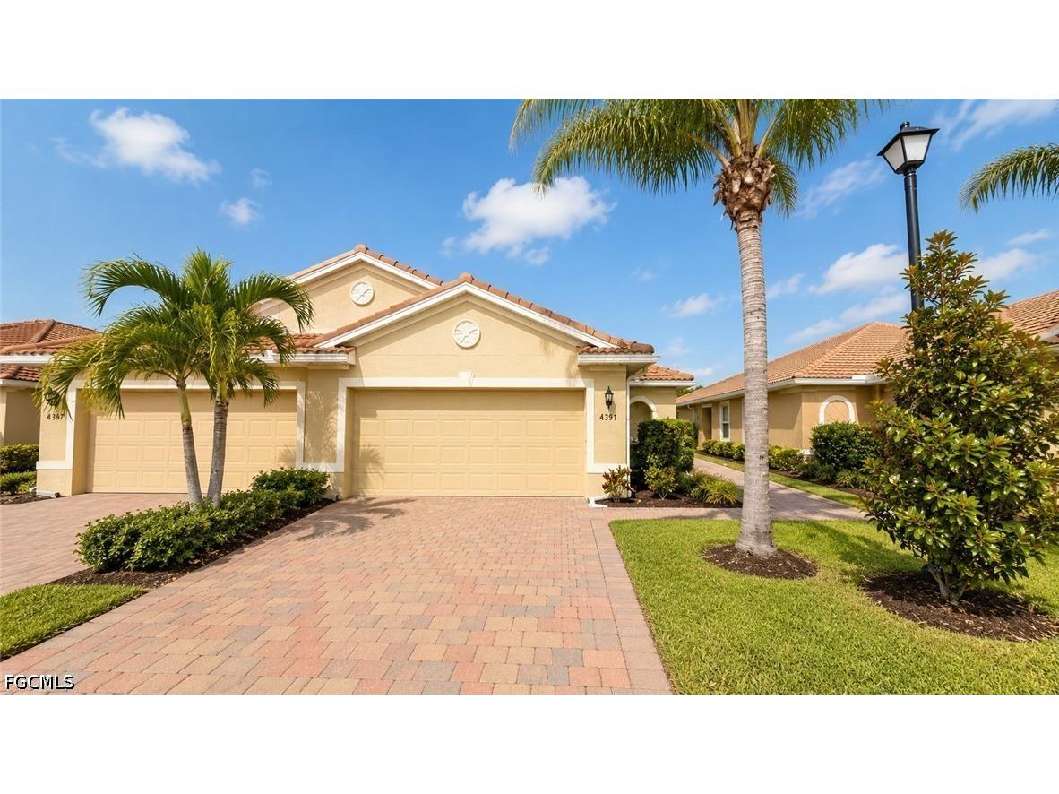 4391 Dutchess Park Road Fort Myers FL 33916 2026020475 image1