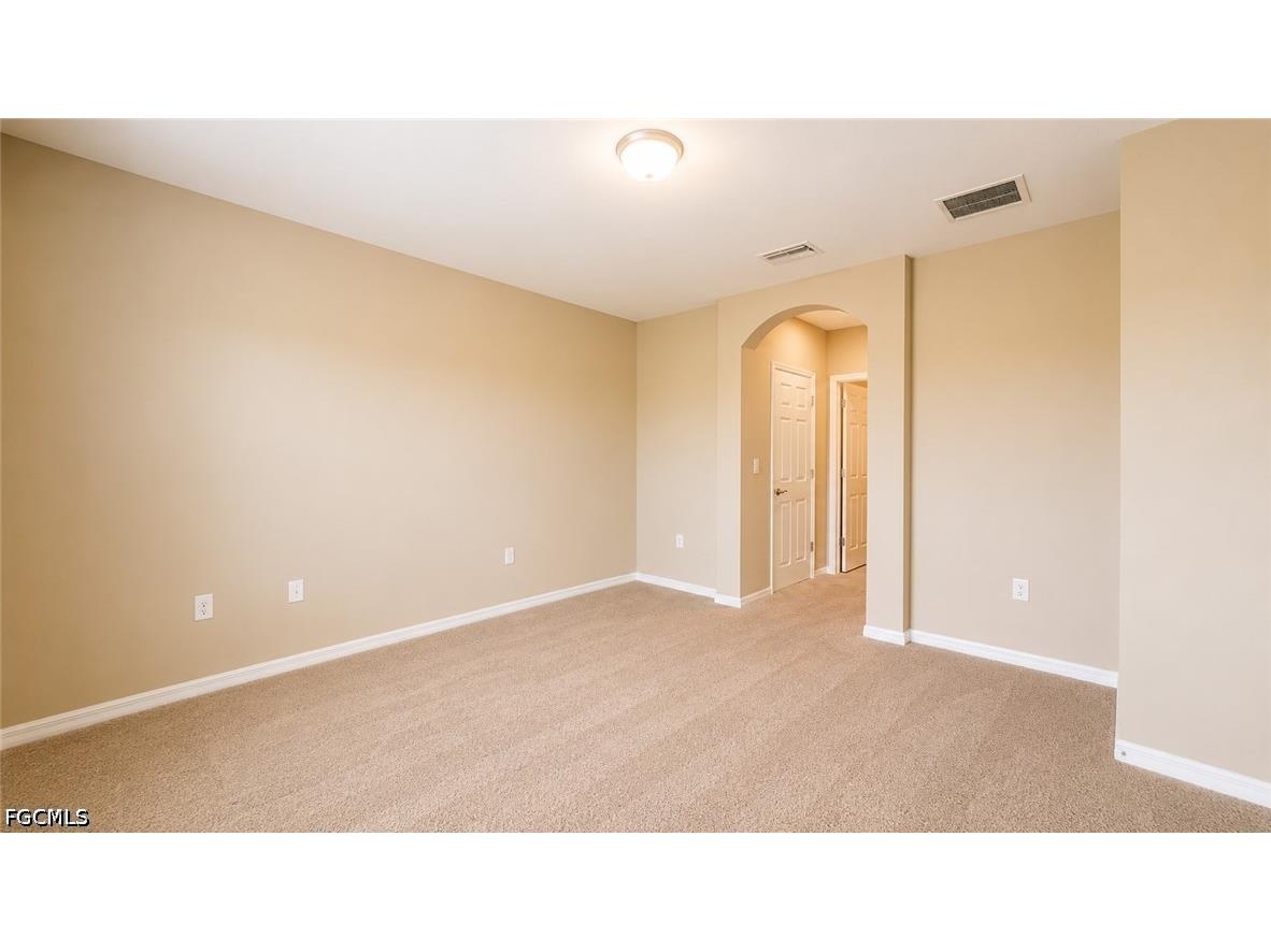 4391 Dutchess Park Road Fort Myers FL 33916 2026020475 image10