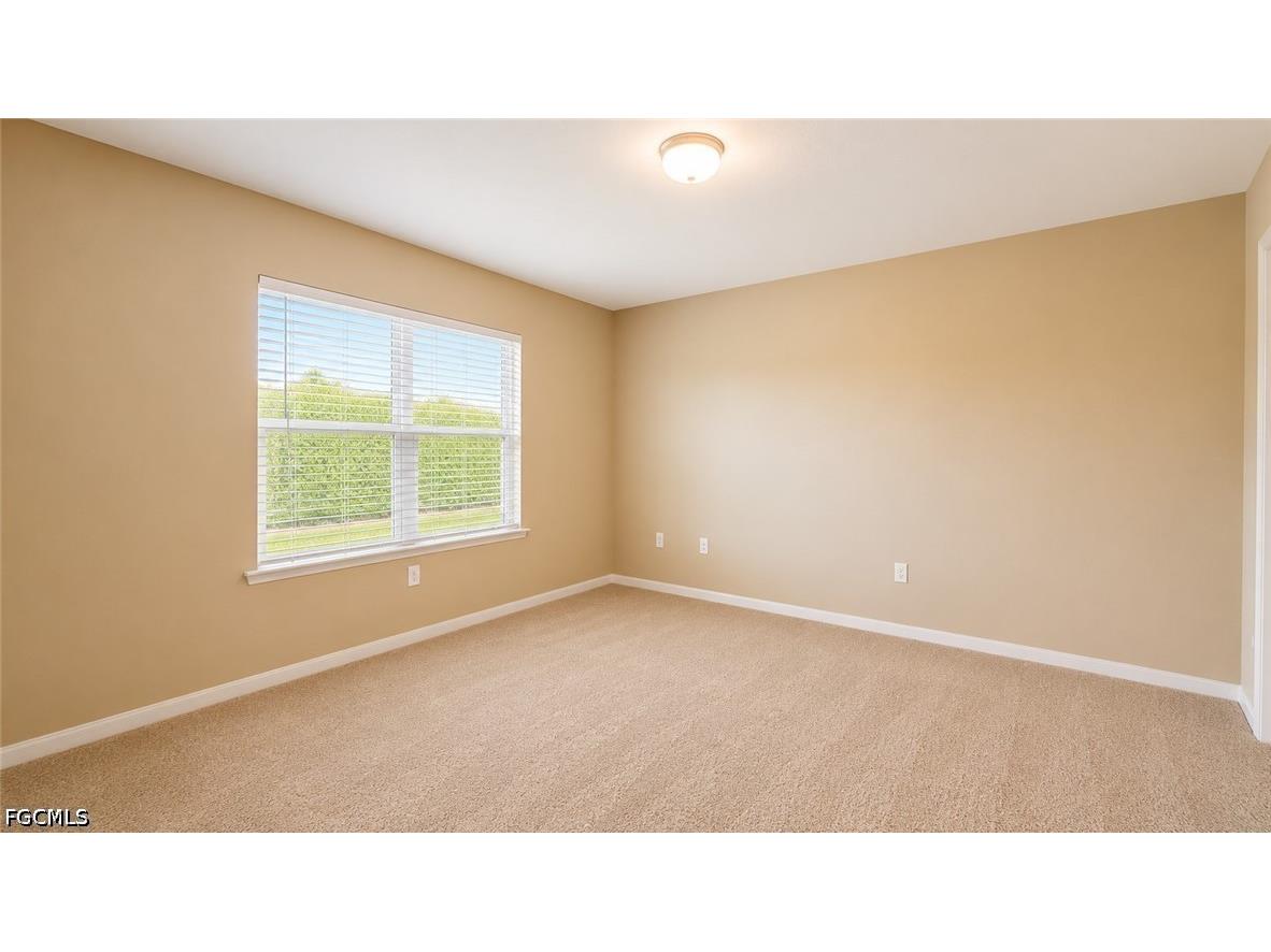 4391 Dutchess Park Road Fort Myers FL 33916 2026020475 image11