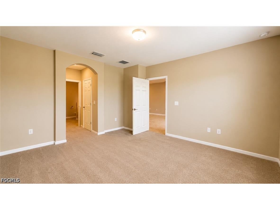 4391 Dutchess Park Road Fort Myers FL 33916 2026020475 image13