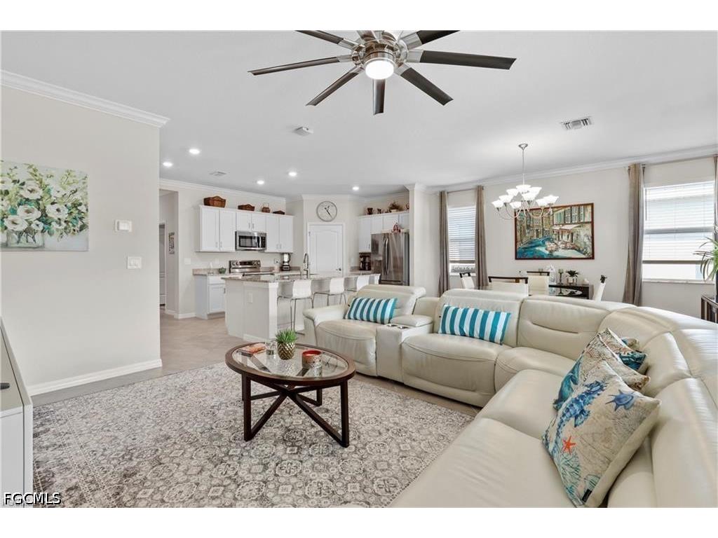 4392 Lemongrass Drive Fort Myers FL 33916 2026017079 image5