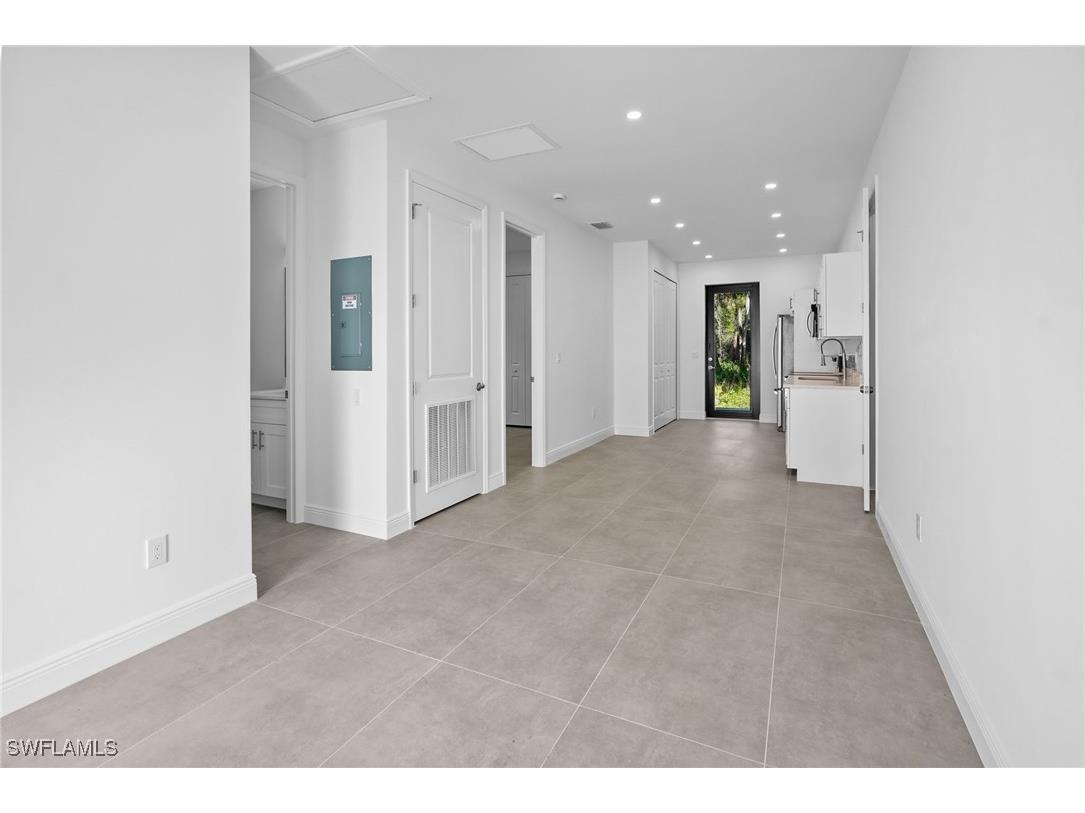 4393 32nd Avenue SE Naples FL 34117 226004664 image4