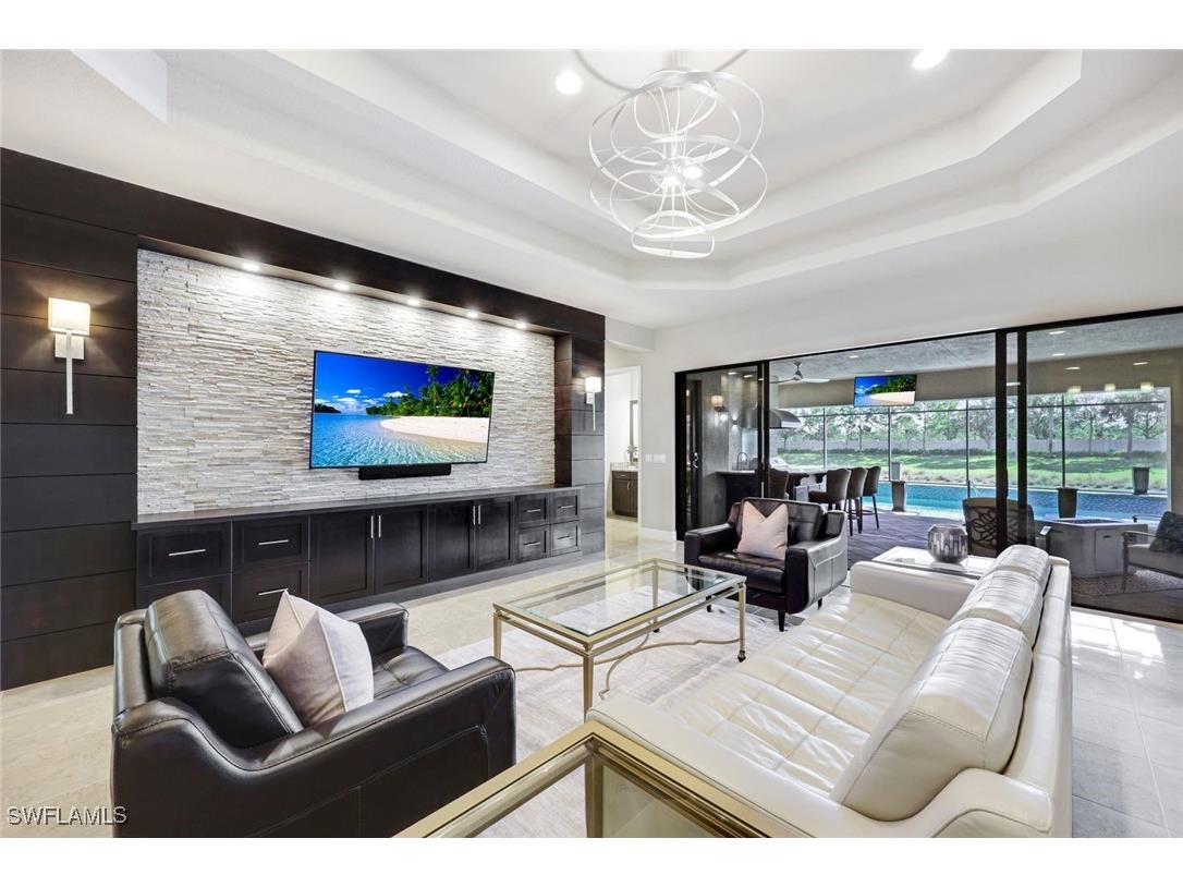 4394 Caldera Circle Naples FL 34119 225073827 image1