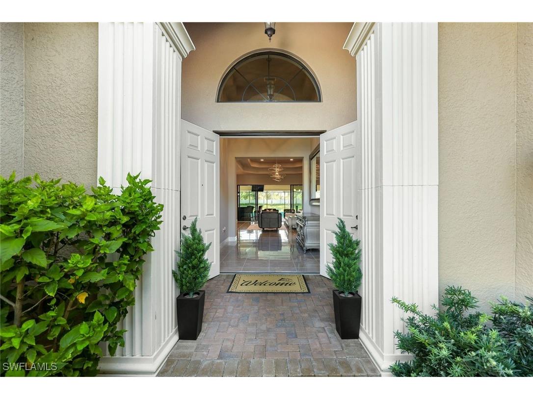 4394 Caldera Circle Naples FL 34119 225073827 image2