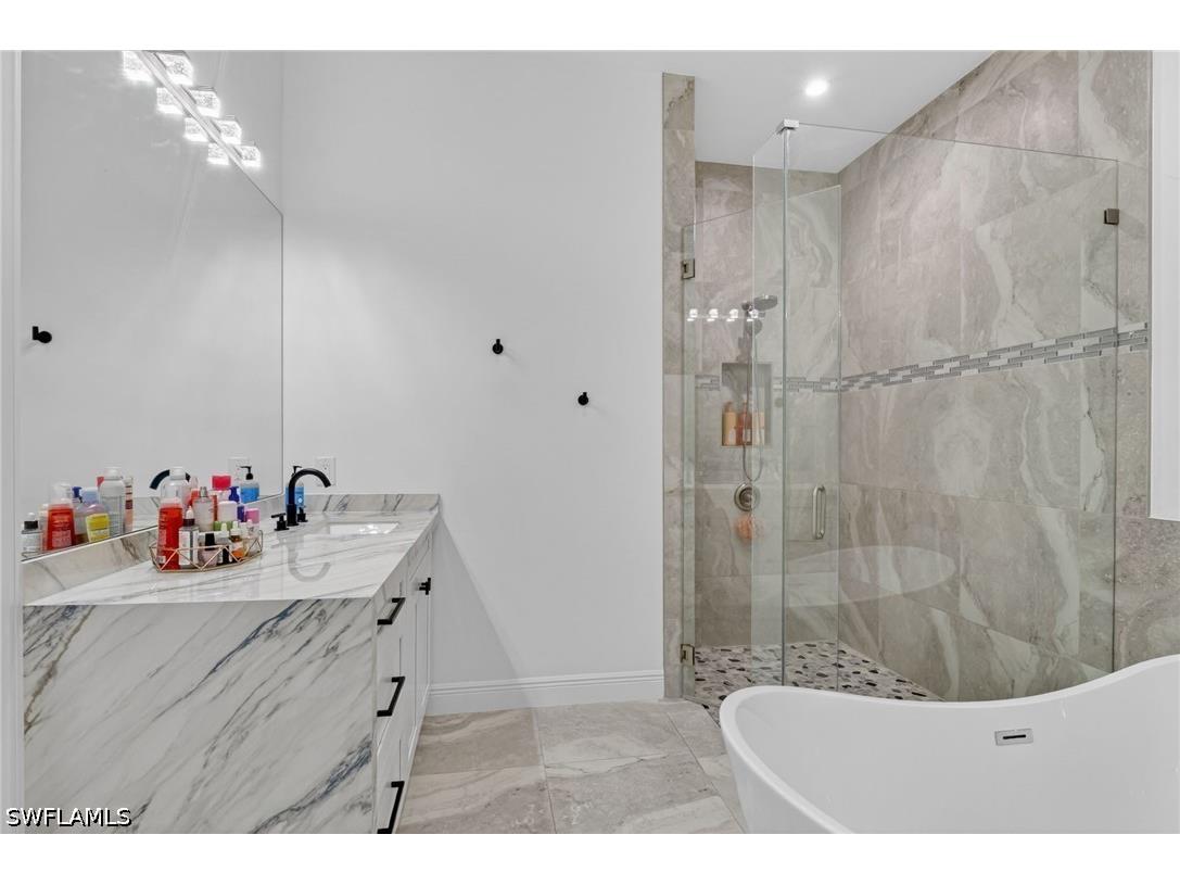 4395 16th Street NE Naples FL 34120 226019730 image23