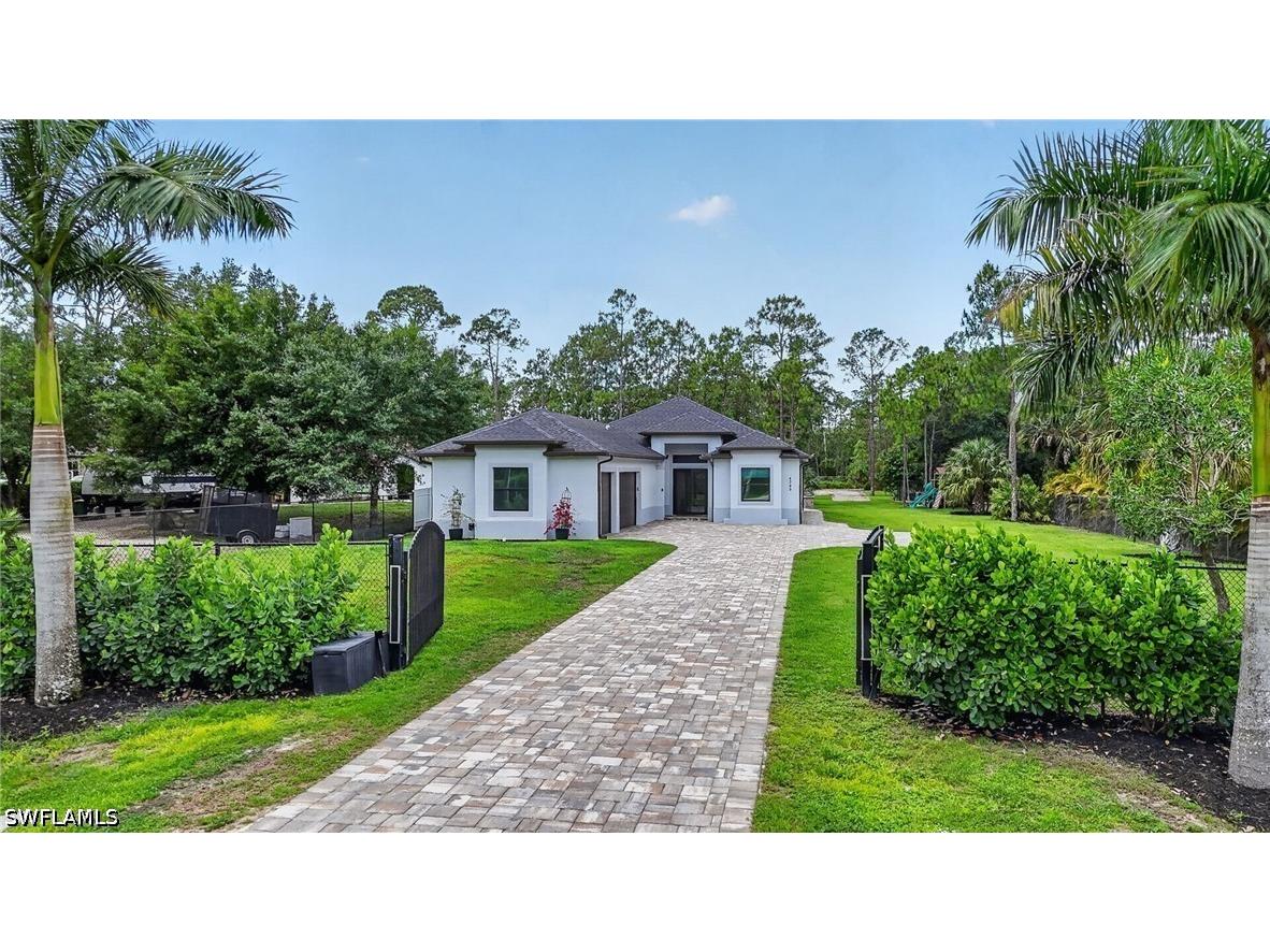 4395 16th Street NE Naples FL 34120 226019730 image3