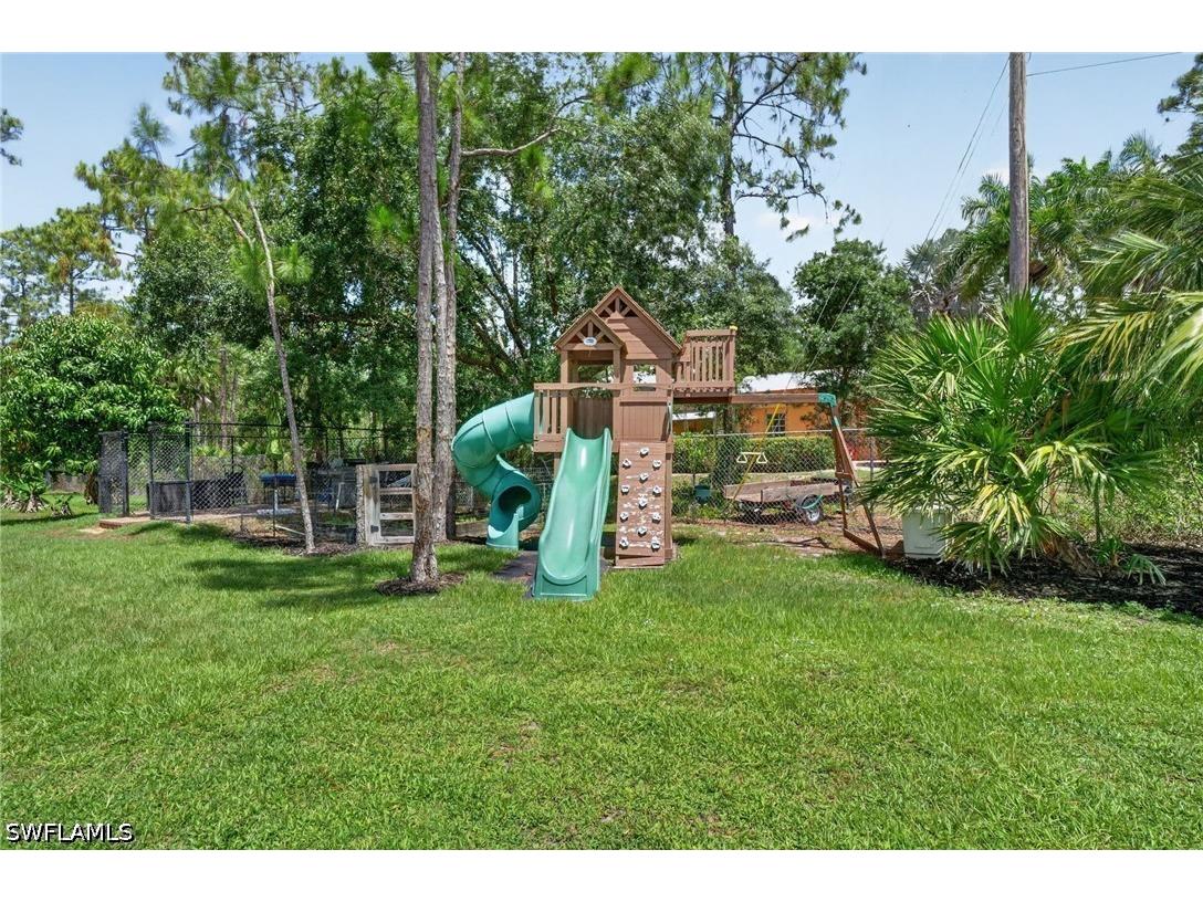 4395 16th Street NE Naples FL 34120 226019730 image45