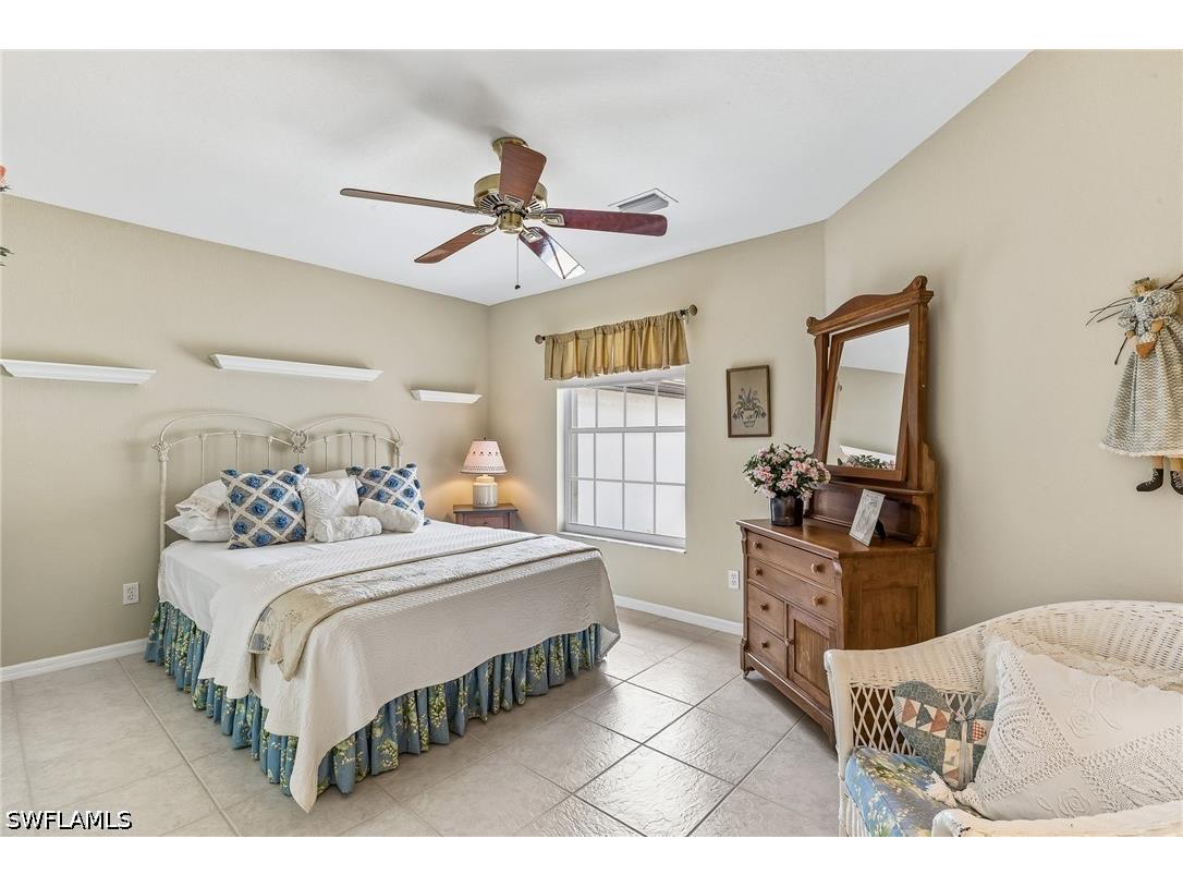 4395 Dover Court #303 Naples FL 34105 226024913 image17