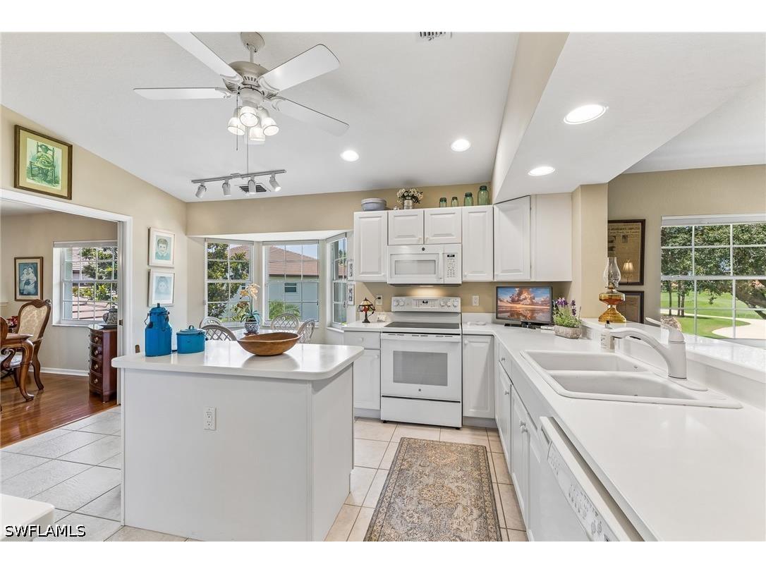 4395 Dover Court #303 Naples FL 34105 226024913 image6