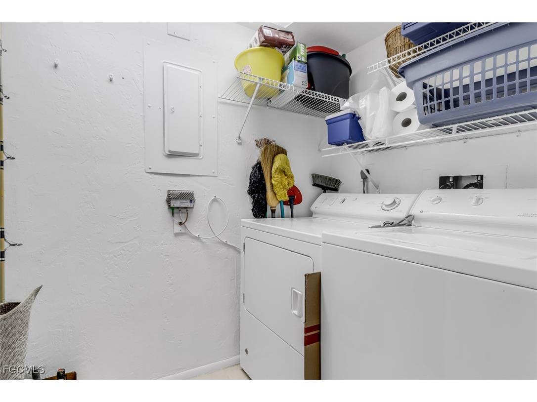 4396 Bowsprit Court #2E Fort Myers FL 33919 2025008463 image22