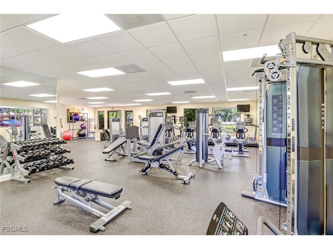 4396 Bowsprit Court #2E Fort Myers FL 33919 2025008463 image29