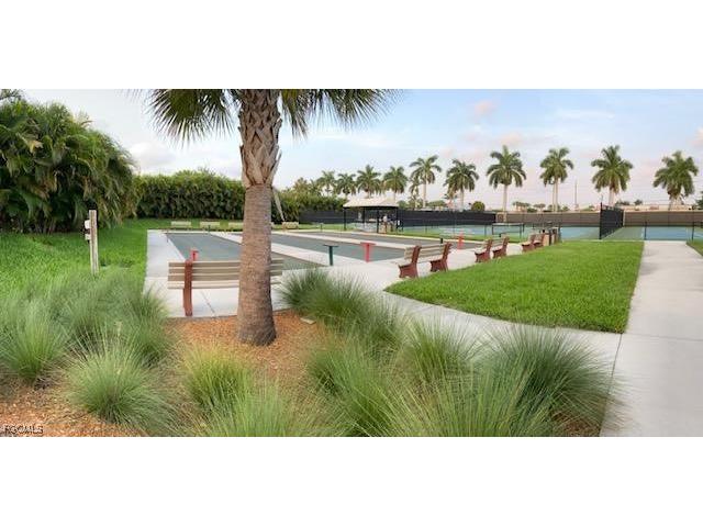 4396 Bowsprit Court #2E Fort Myers FL 33919 2025021985 image2