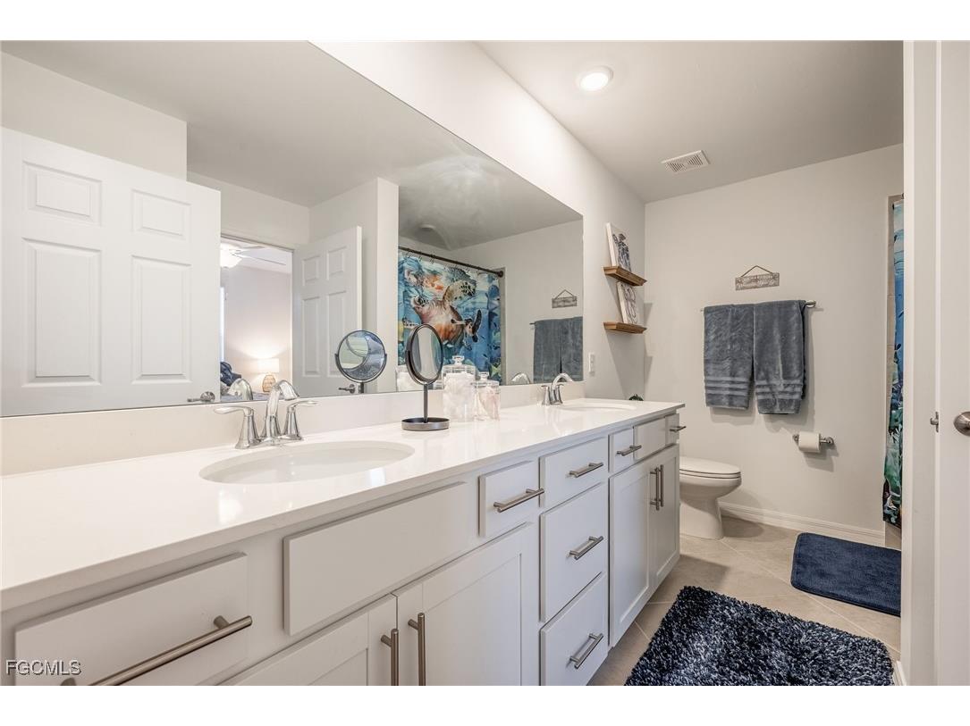 43977 Boardwalk Loop #2318 Punta Gorda FL 33982 2025014548 image9