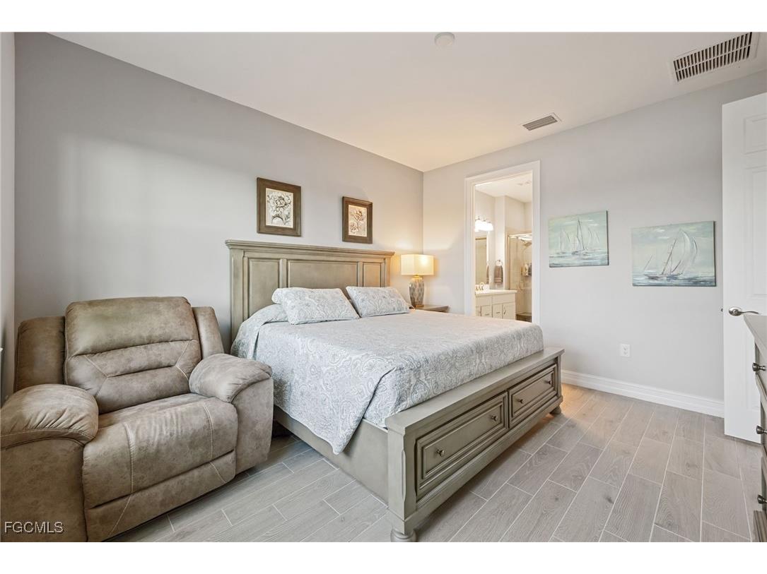 43985 Blue Heron Lane Punta Gorda FL 33982 2025021414 image16