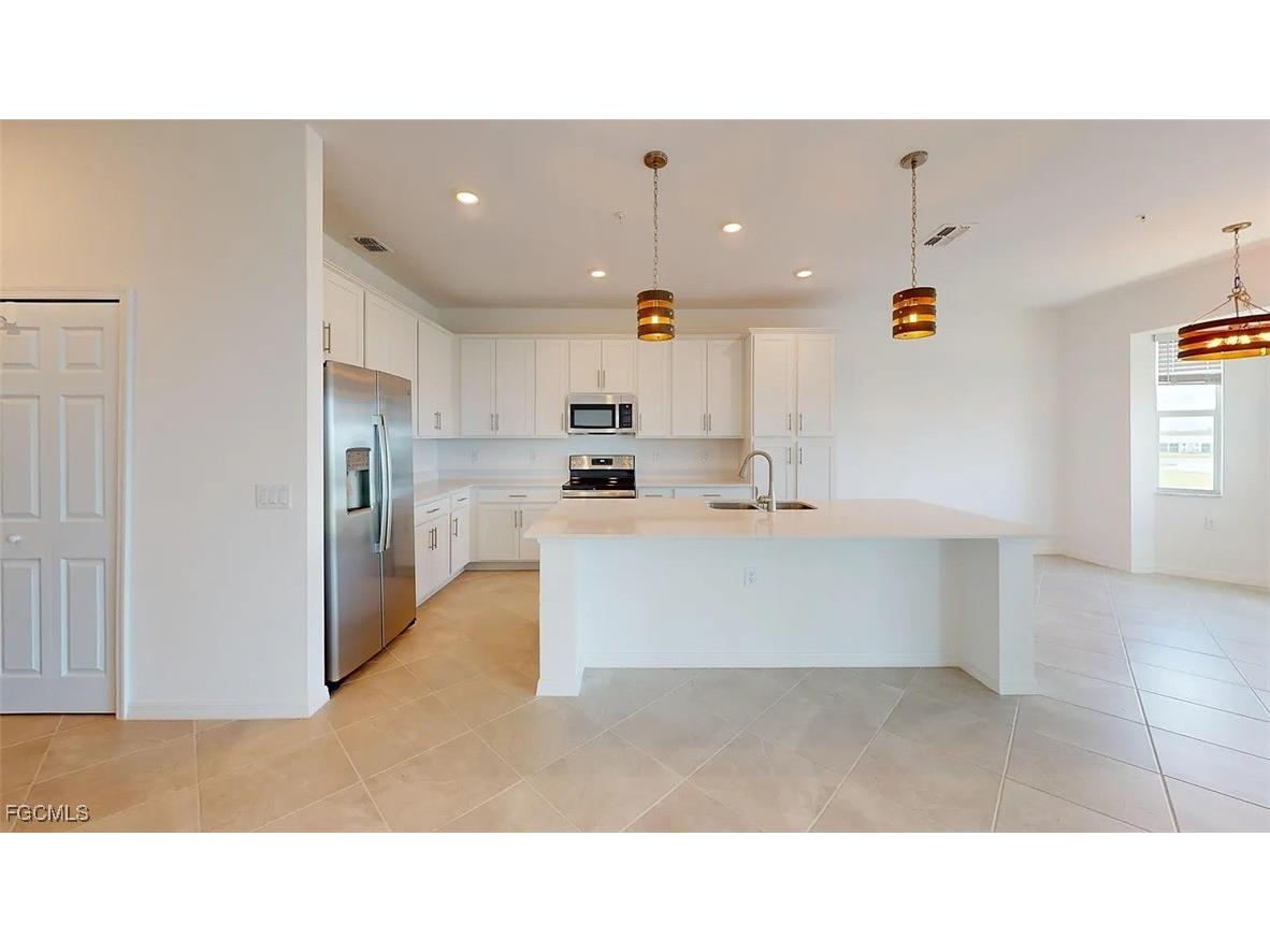 43989 Boardwalk Loop #2022 Punta Gorda FL 33982 2025008436 image3