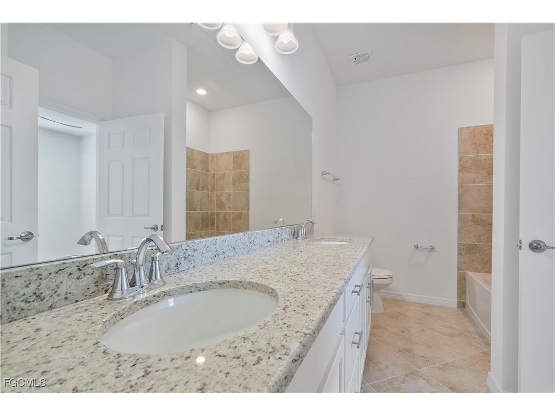 43977 Boardwalk Loop #2338 Punta Gorda FL 33982 2025017771 image4