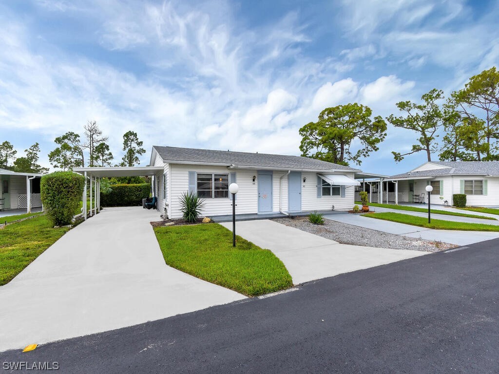 44 Dawn Flower Circle Lehigh Acres FL 33936 223075005 image1