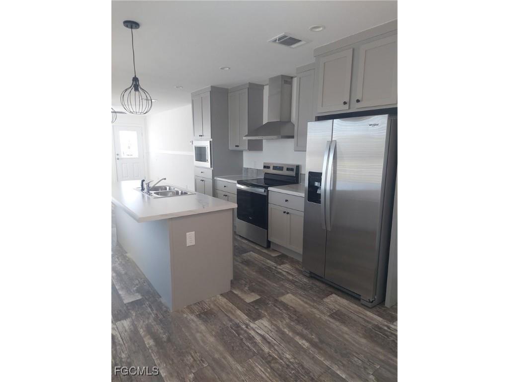 44 Dogwood Way Fort Myers FL 33908 2025012118 image5