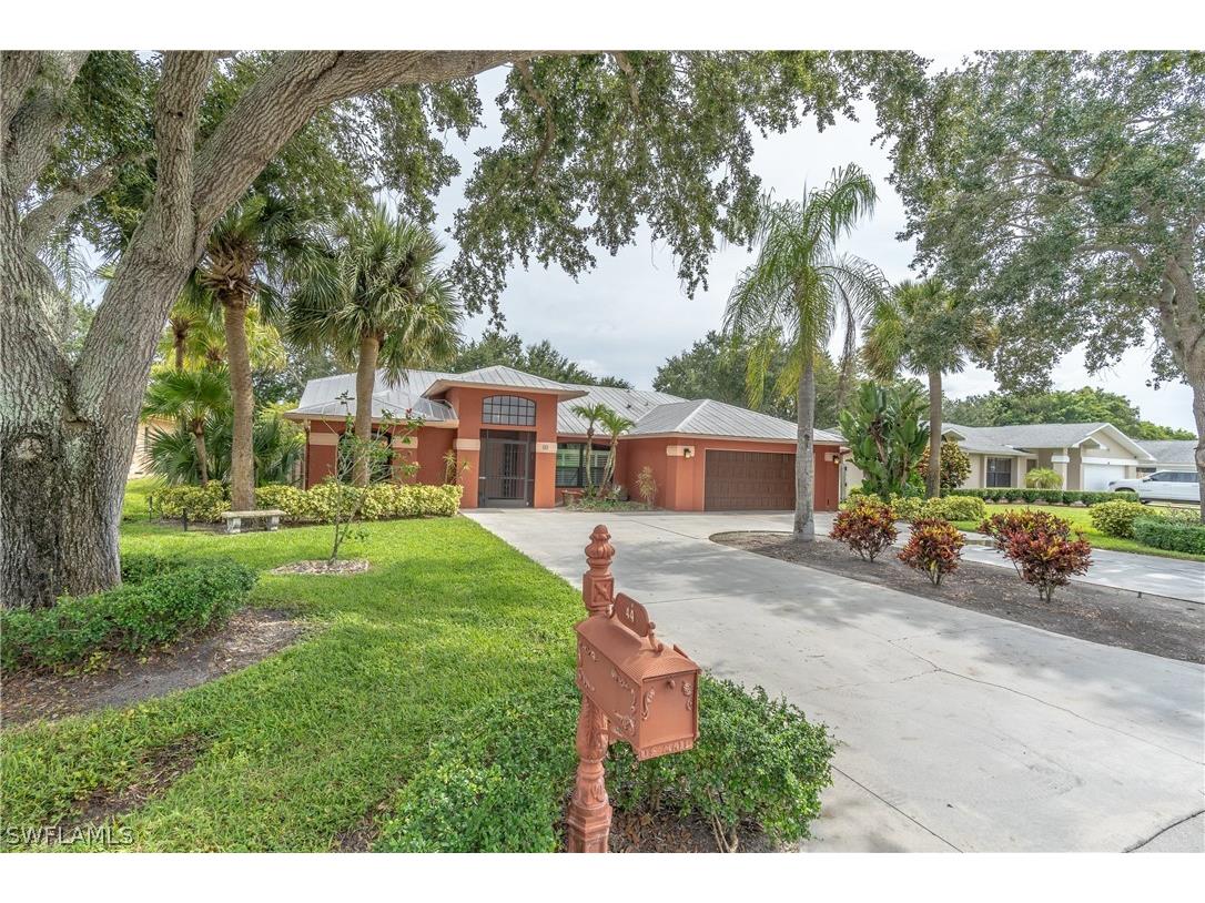 44 Wickliffe Drive Naples FL 34110 222059755 image1