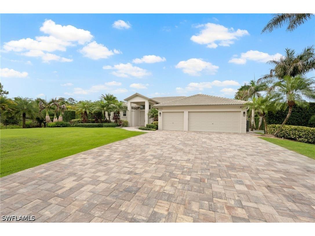 440 20th Avenue NE Naples FL 34120 226022699 image1