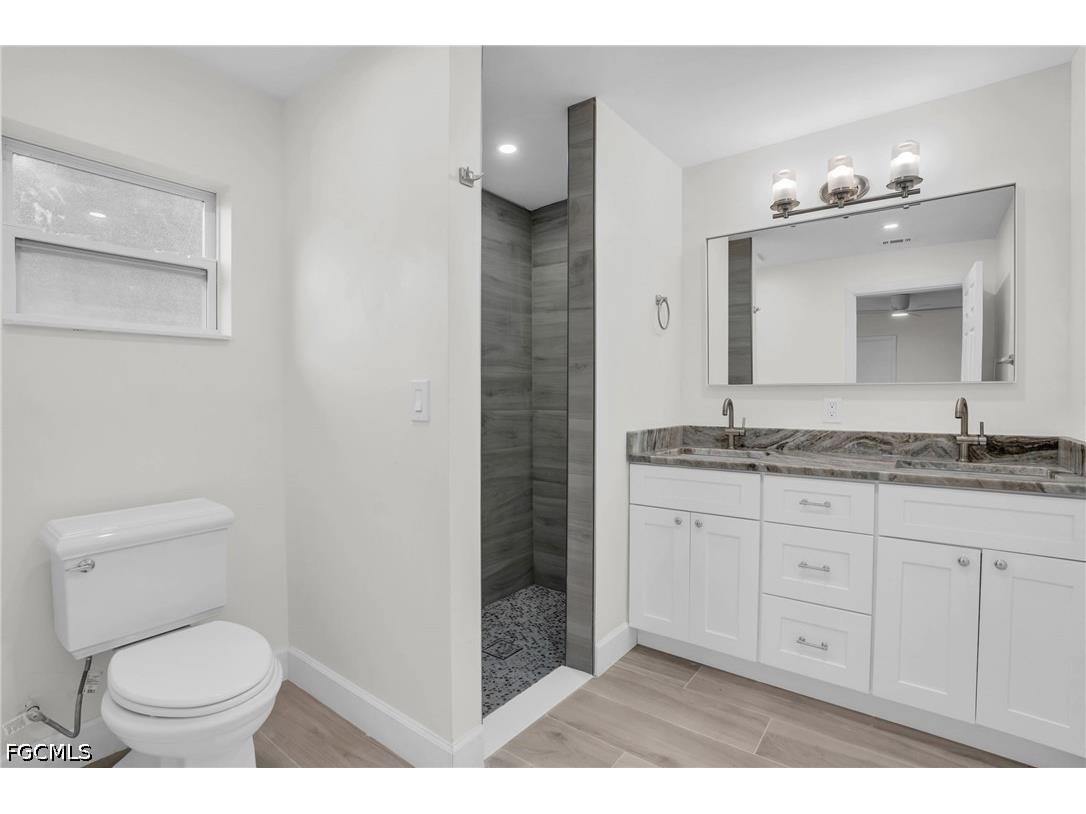 440 6th Avenue Labelle FL 33935 2026027971 image10