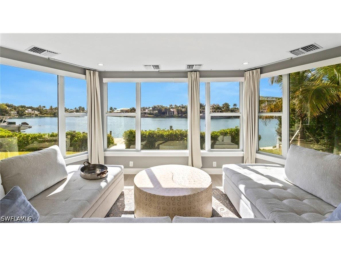 440 Kings Town Drive Naples FL 34102 226021804 image17