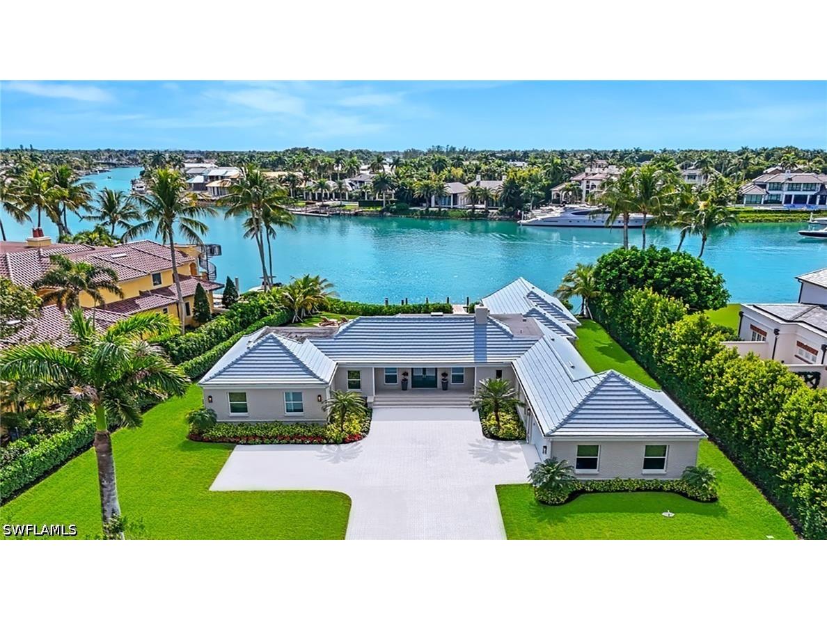 440 Kings Town Drive Naples FL 34102 226021804 image2